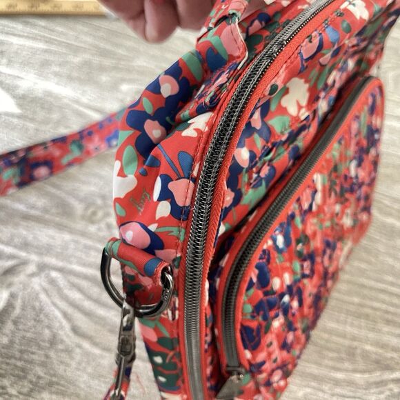 LUG $99 Ranger Quilted Embroidered Red Floral Crossbody Bag Purse READ! - Picture 4 of 16